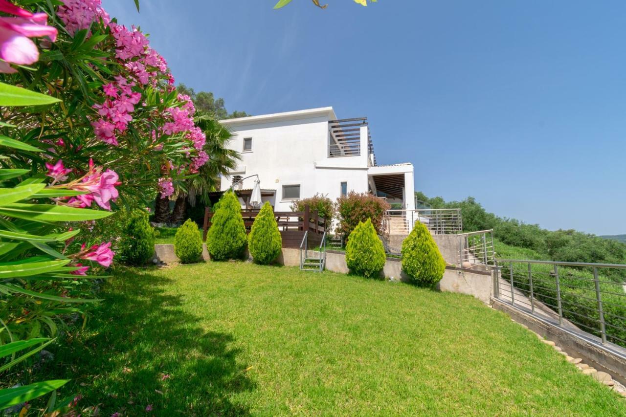 Ionian Pearl Luxury Spa Villa Mesongí Esterno foto