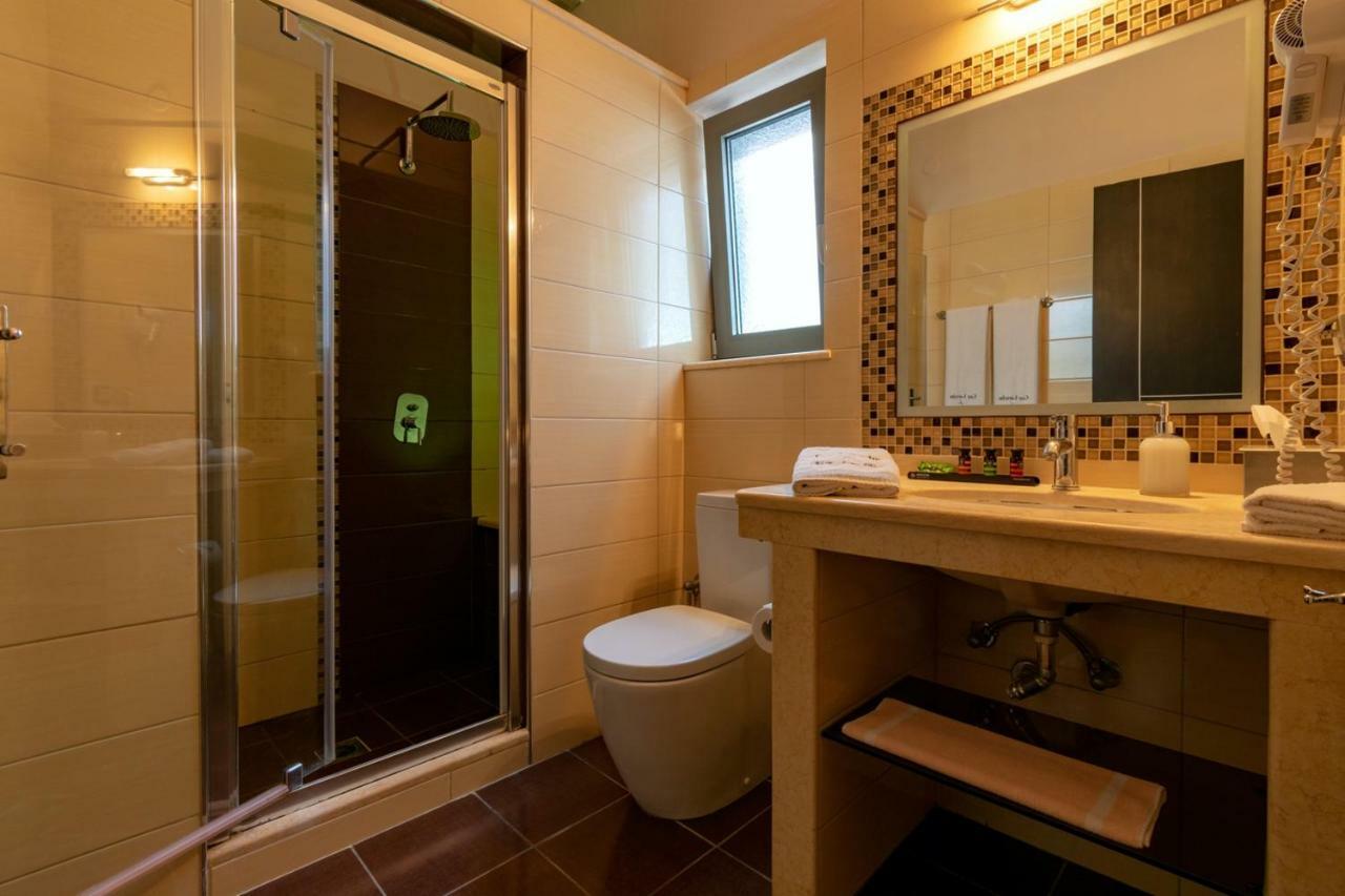 Ionian Pearl Luxury Spa Villa Mesongí Esterno foto